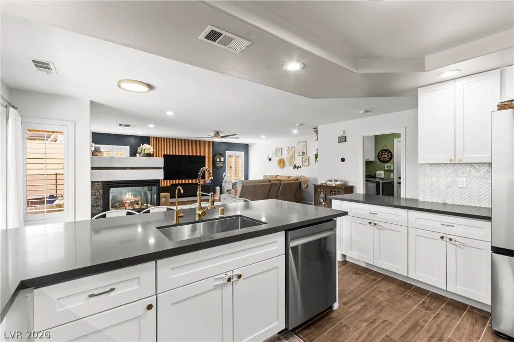 8213 Fawn Heather, Las Vegas, NV 89149
