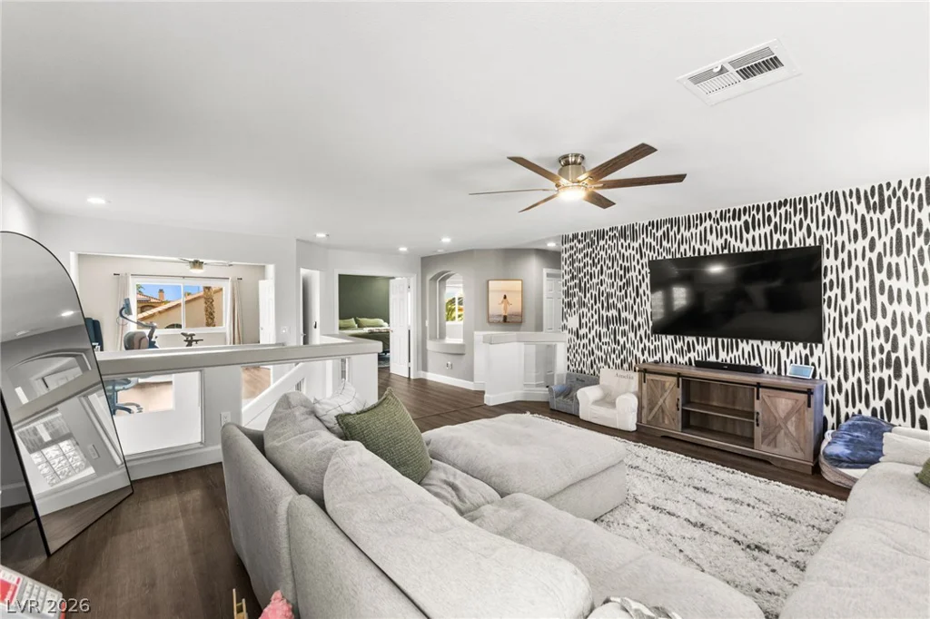 8213 Fawn Heather, Las Vegas, NV 89149
