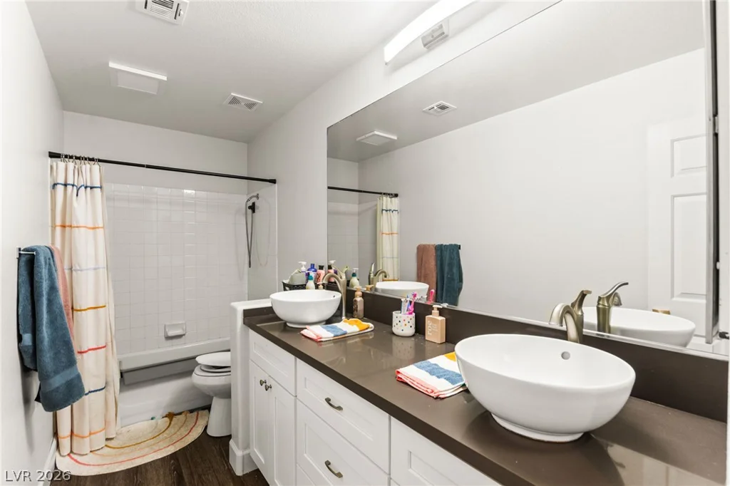 8213 Fawn Heather, Las Vegas, NV 89149