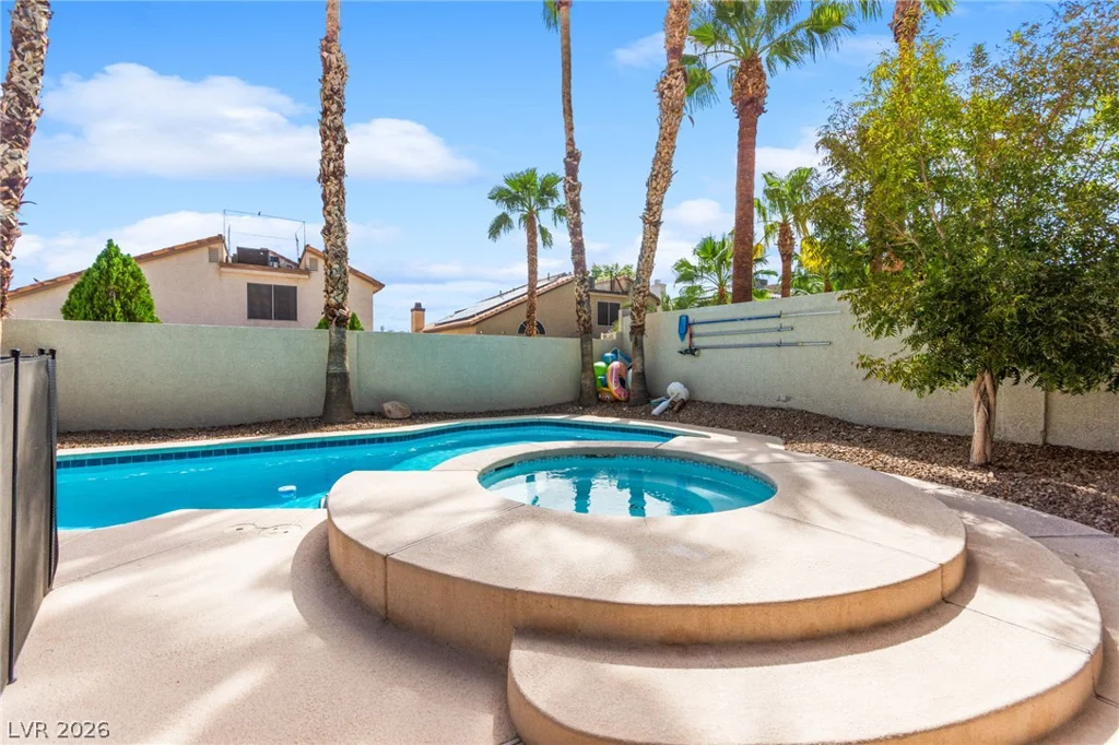 8213 Fawn Heather, Las Vegas, NV 89149