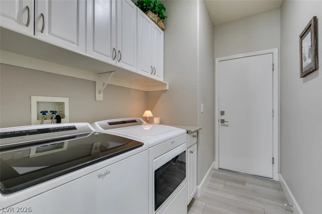 1303 Dressen, Las Vegas, NV 89123