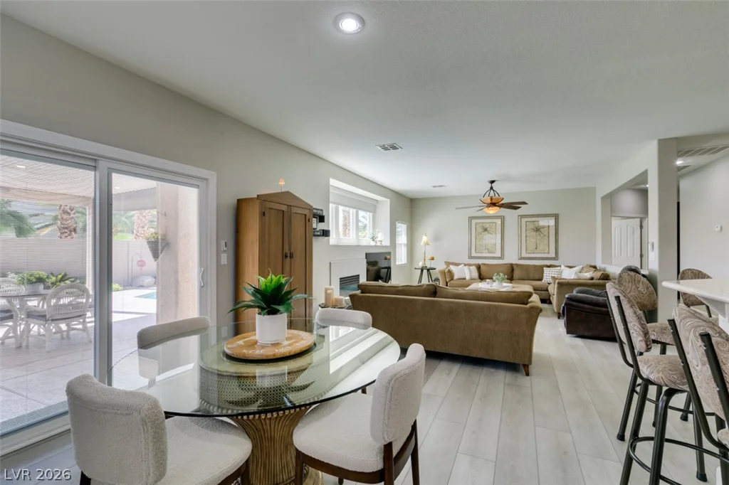 1303 Dressen, Las Vegas, NV 89123