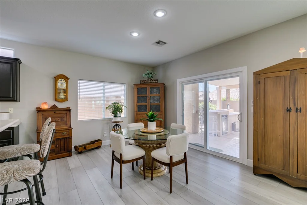 1303 Dressen, Las Vegas, NV 89123