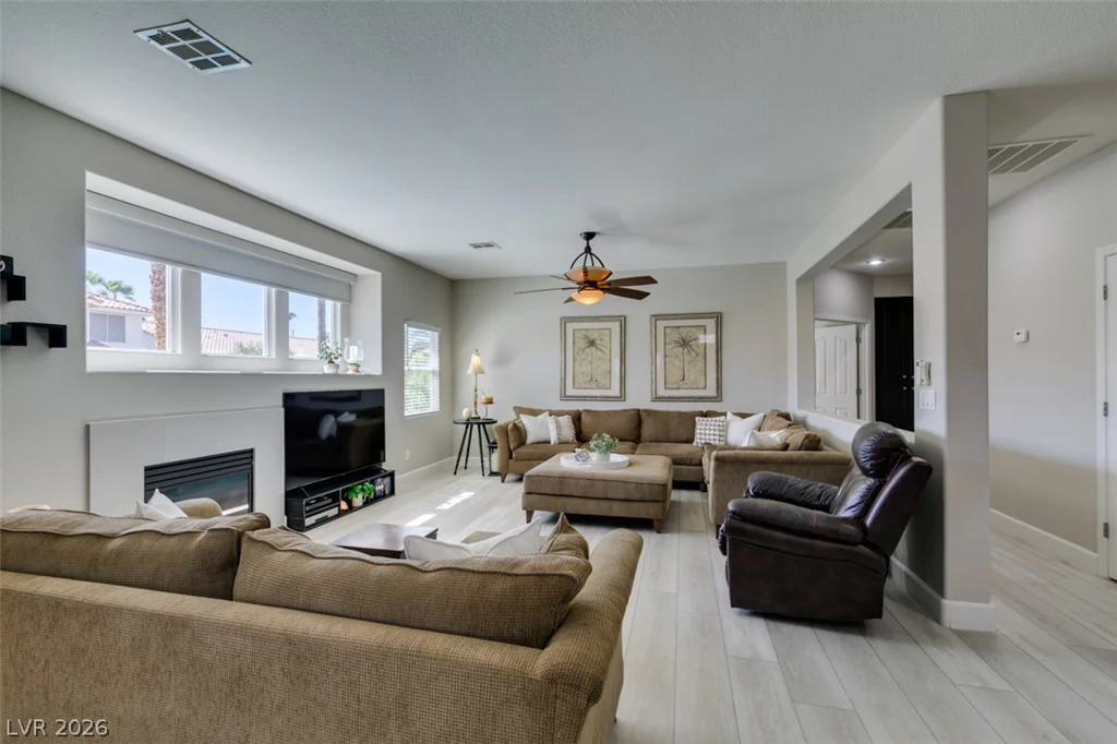 1303 Dressen, Las Vegas, NV 89123
