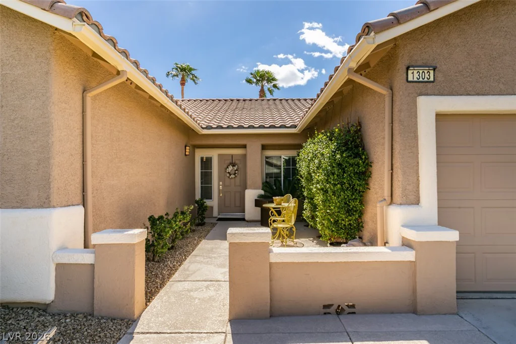 1303 Dressen, Las Vegas, NV 89123