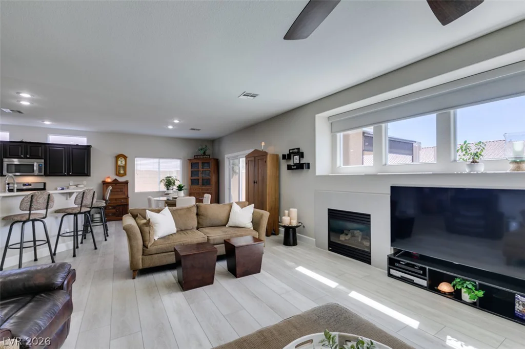 1303 Dressen, Las Vegas, NV 89123