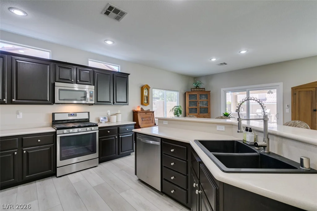 1303 Dressen, Las Vegas, NV 89123