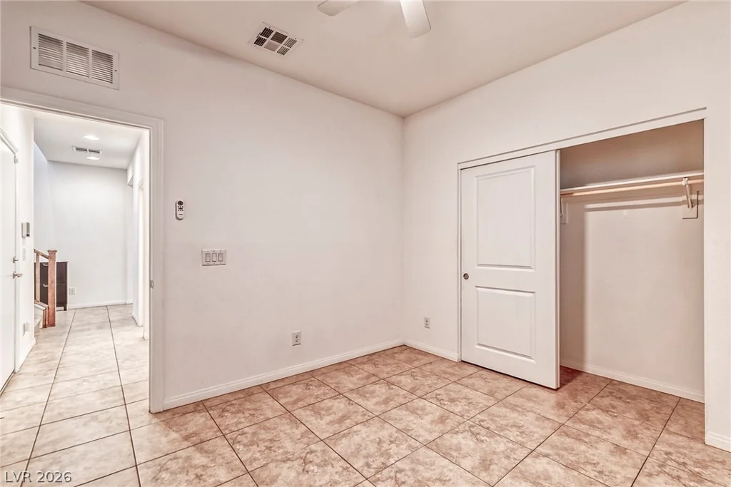 9851 POPLAR POINT, Las Vegas, NV 89178
