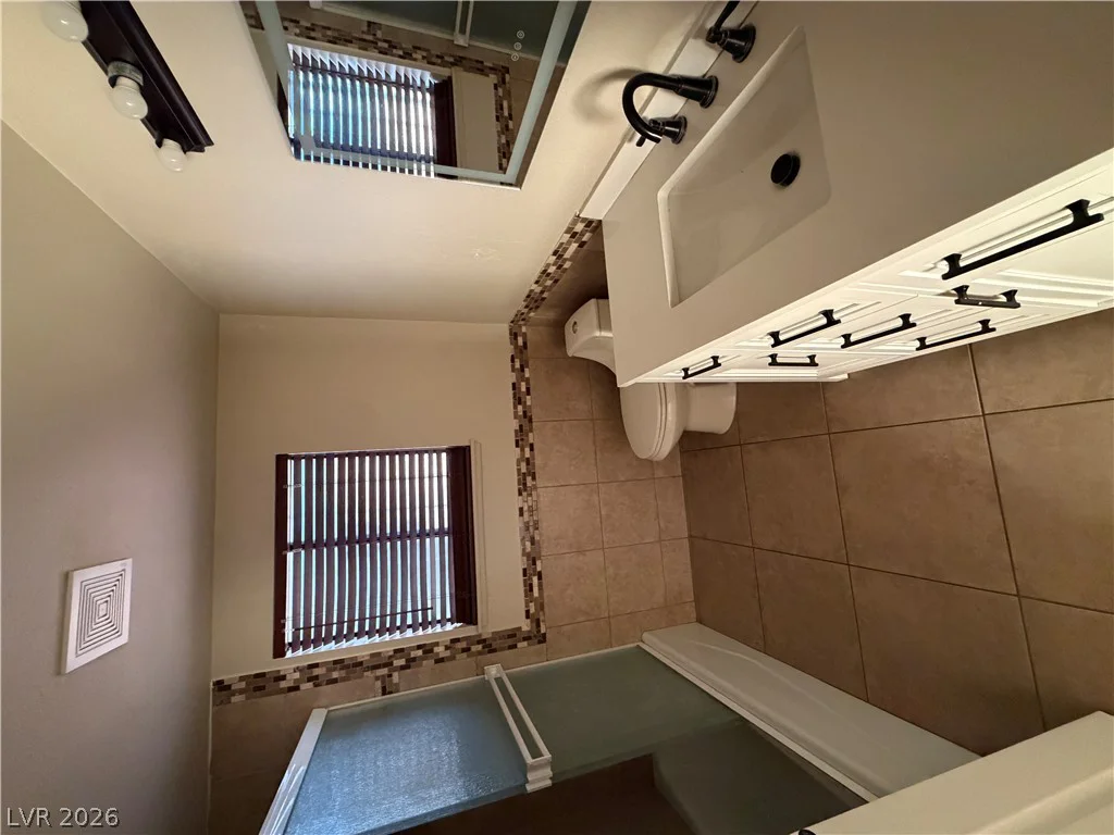4798 Walteta, Las Vegas, NV 89119