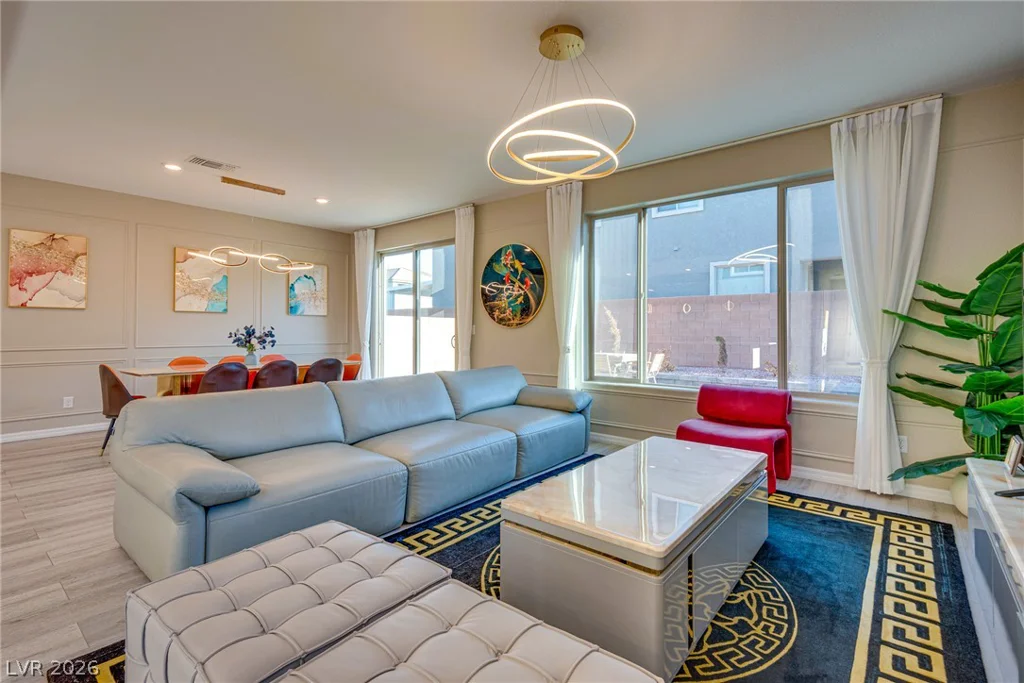 5897 Frias, Las Vegas, NV 89141