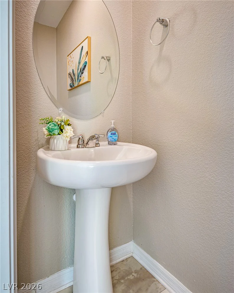 5897 Frias, Las Vegas, NV 89141