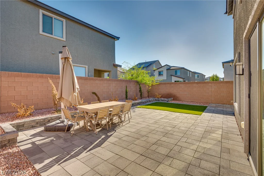 5897 Frias, Las Vegas, NV 89141