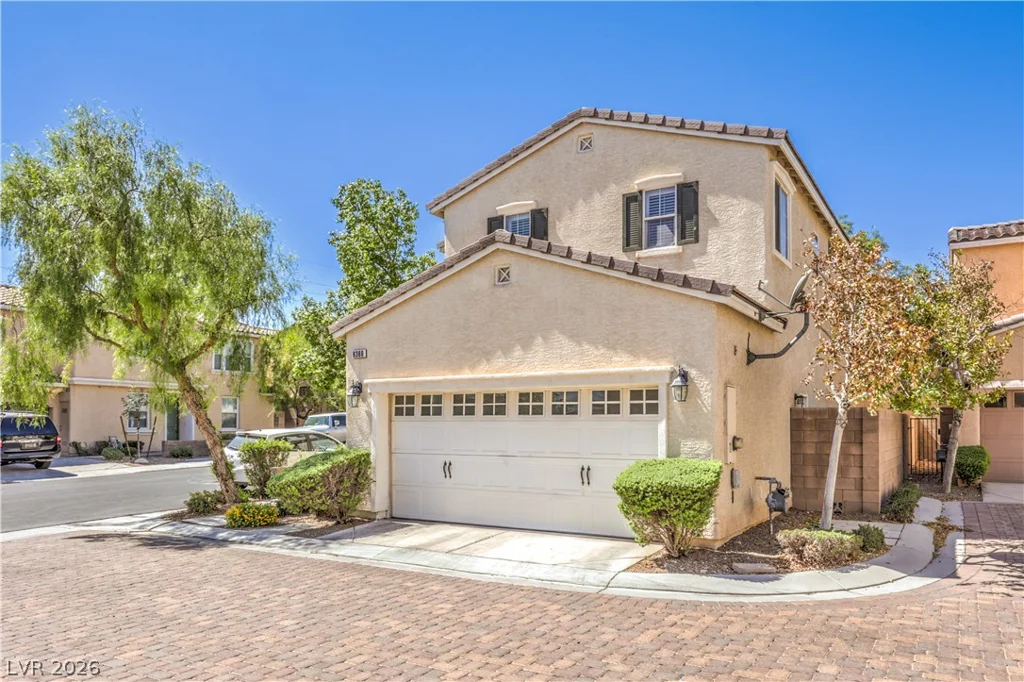 8388 Lower Trailhead, Las Vegas, NV 89113