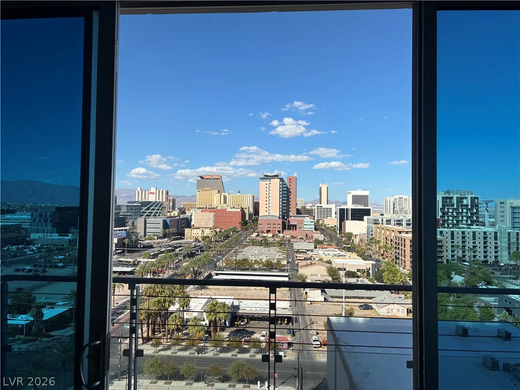 200 Hoover, Las Vegas, NV 89101