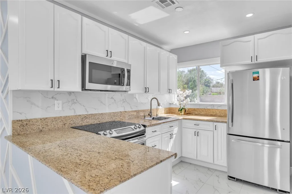 1604 Lewis, Las Vegas, NV 89101