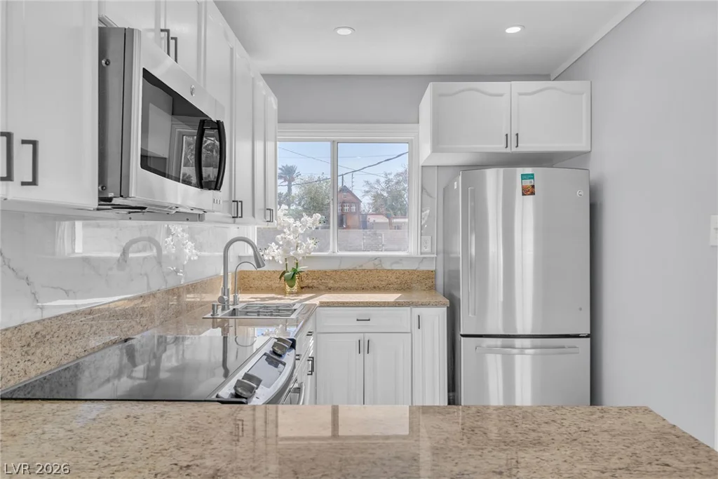 1604 Lewis, Las Vegas, NV 89101