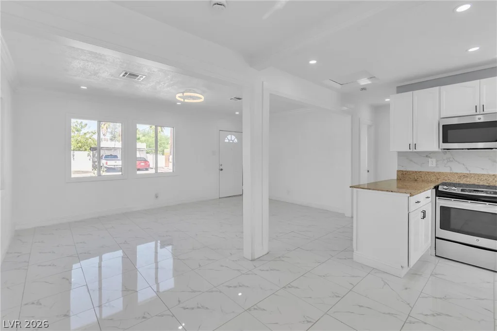 1604 Lewis, Las Vegas, NV 89101