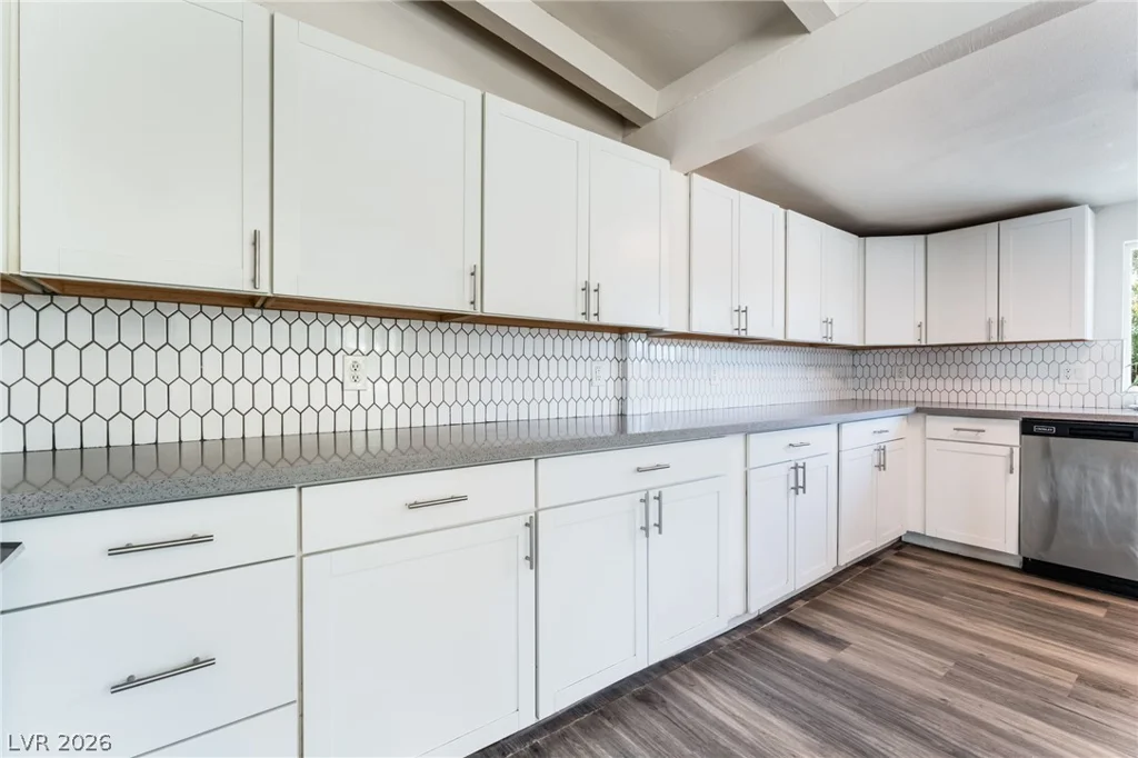 2320 Oakey, Las Vegas, NV 89104