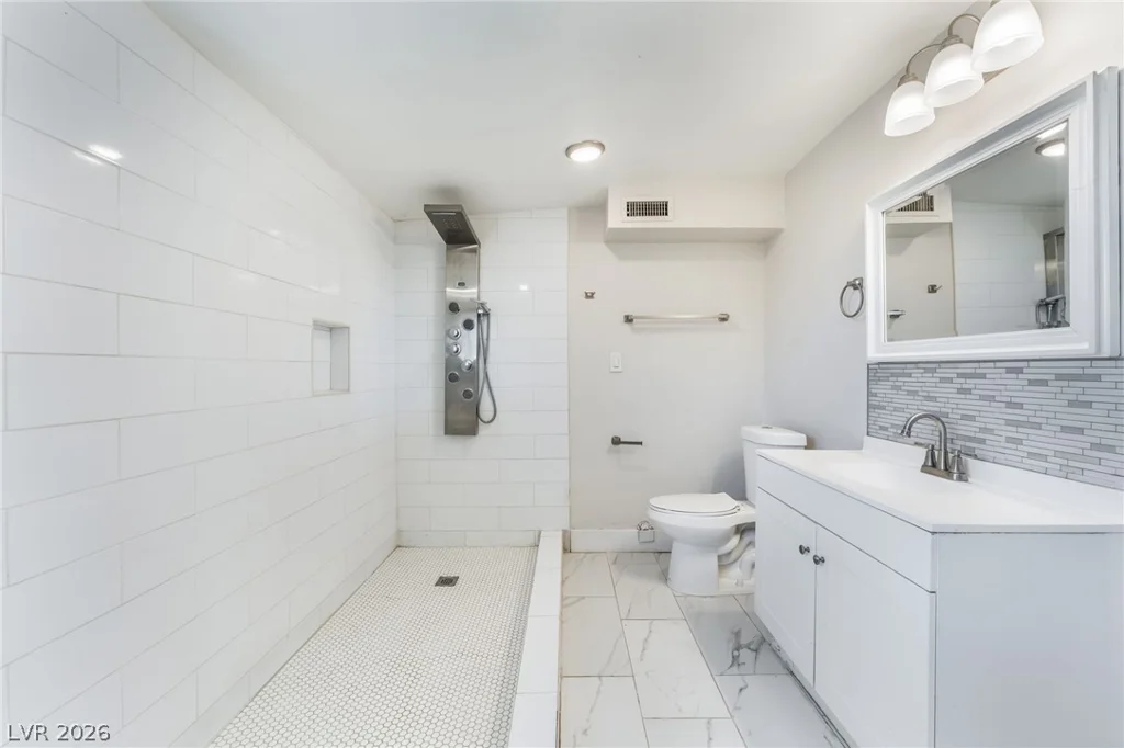 2320 Oakey, Las Vegas, NV 89104