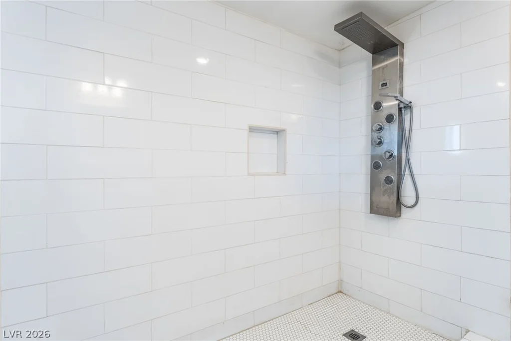 2320 Oakey, Las Vegas, NV 89104