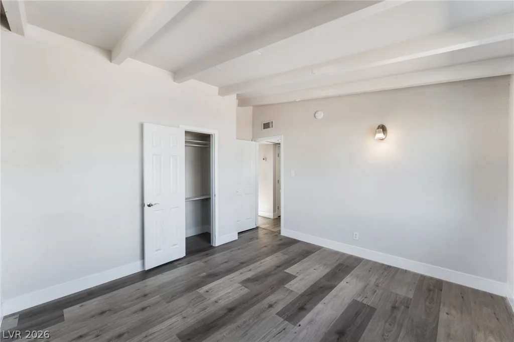 2320 Oakey, Las Vegas, NV 89104