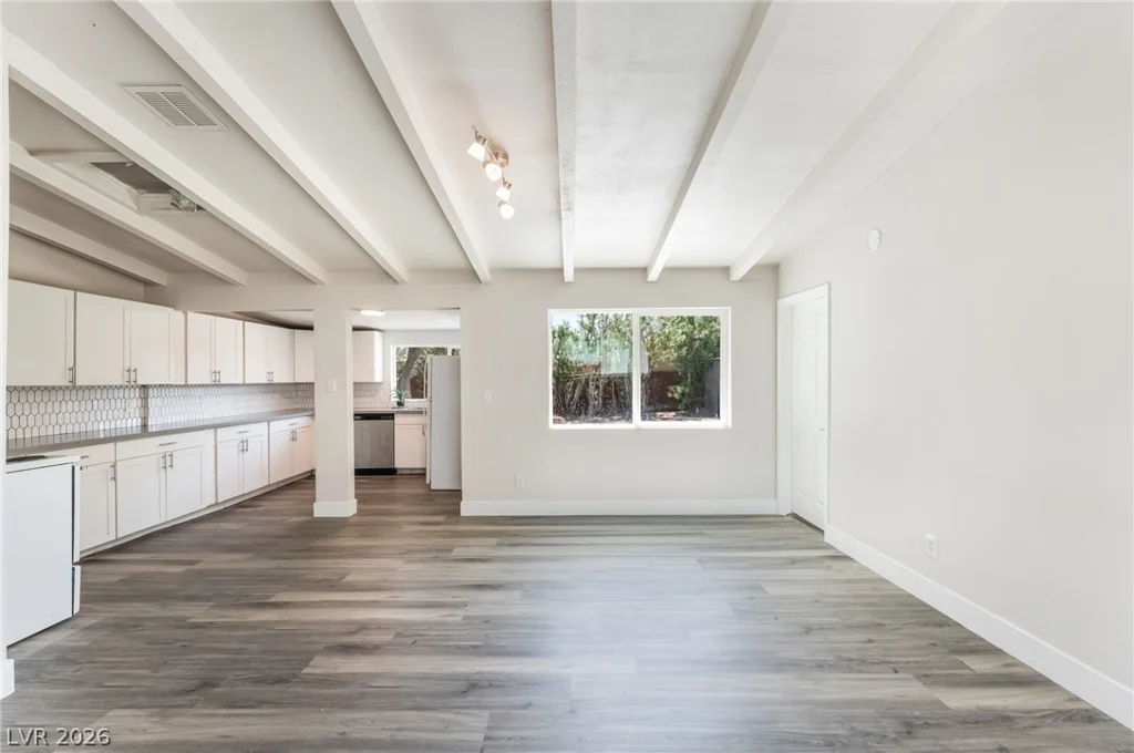 2320 Oakey, Las Vegas, NV 89104