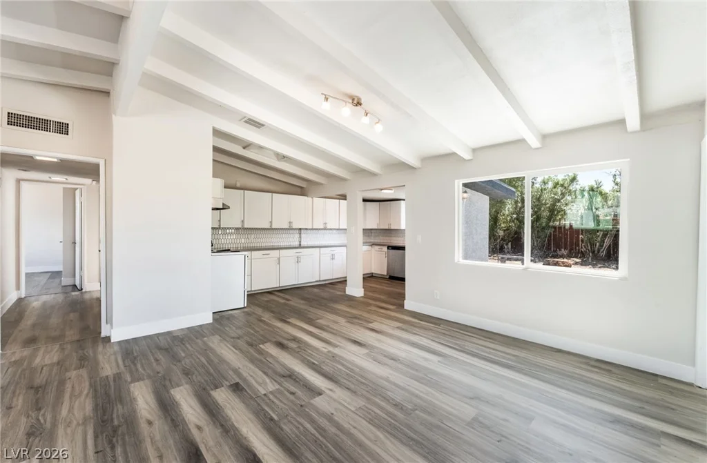 2320 Oakey, Las Vegas, NV 89104