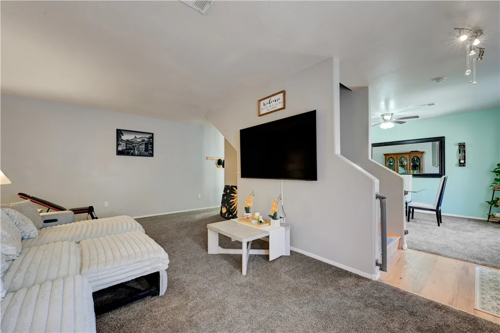 2050 Los Feliz, Las Vegas, NV 89156