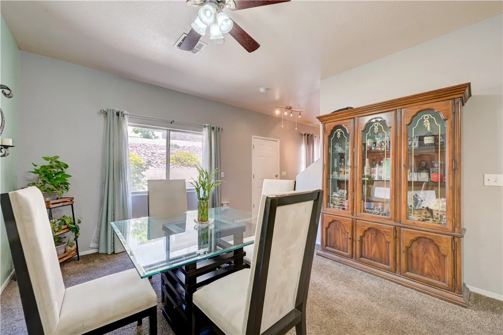 2050 Los Feliz, Las Vegas, NV 89156