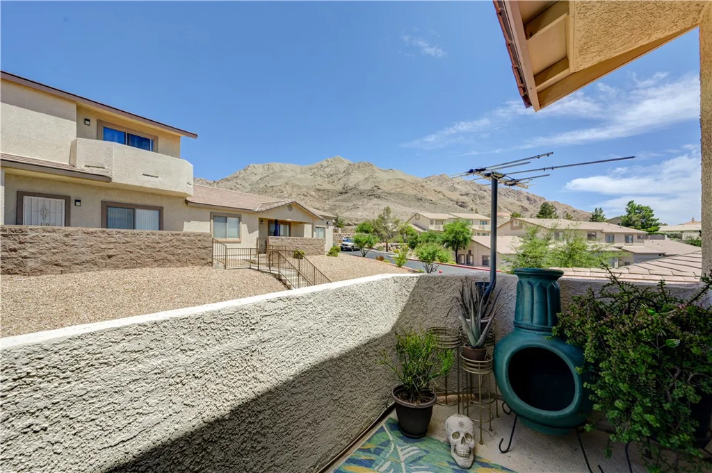 2050 Los Feliz, Las Vegas, NV 89156