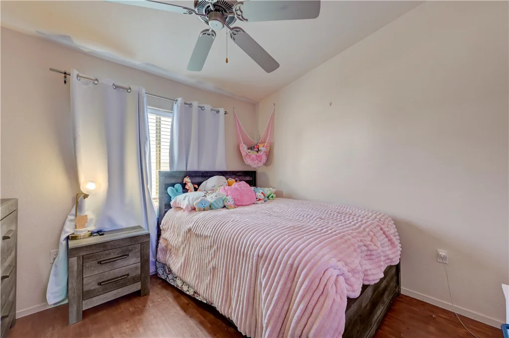 2050 Los Feliz, Las Vegas, NV 89156