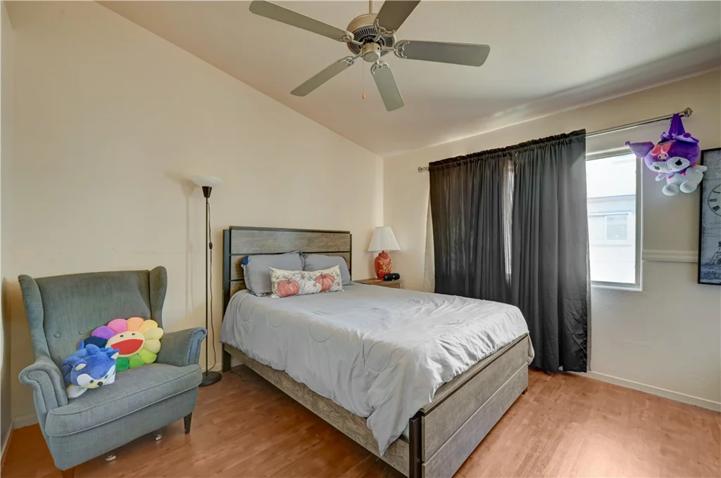 2050 Los Feliz, Las Vegas, NV 89156