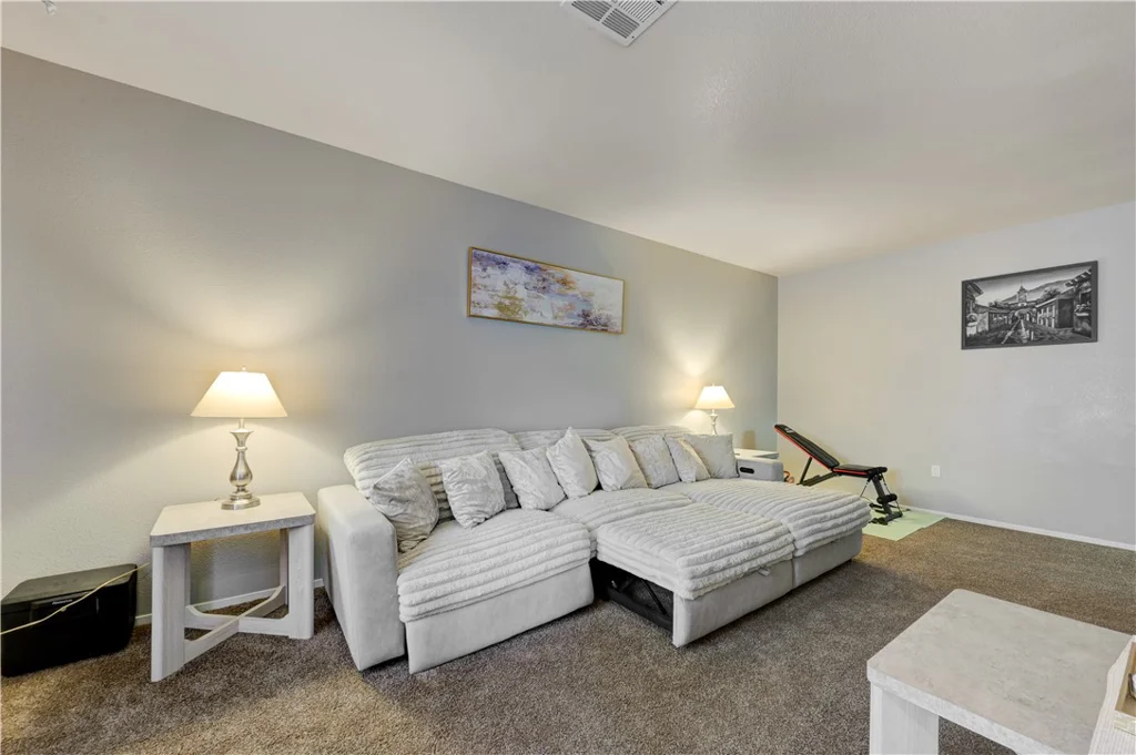 2050 Los Feliz, Las Vegas, NV 89156