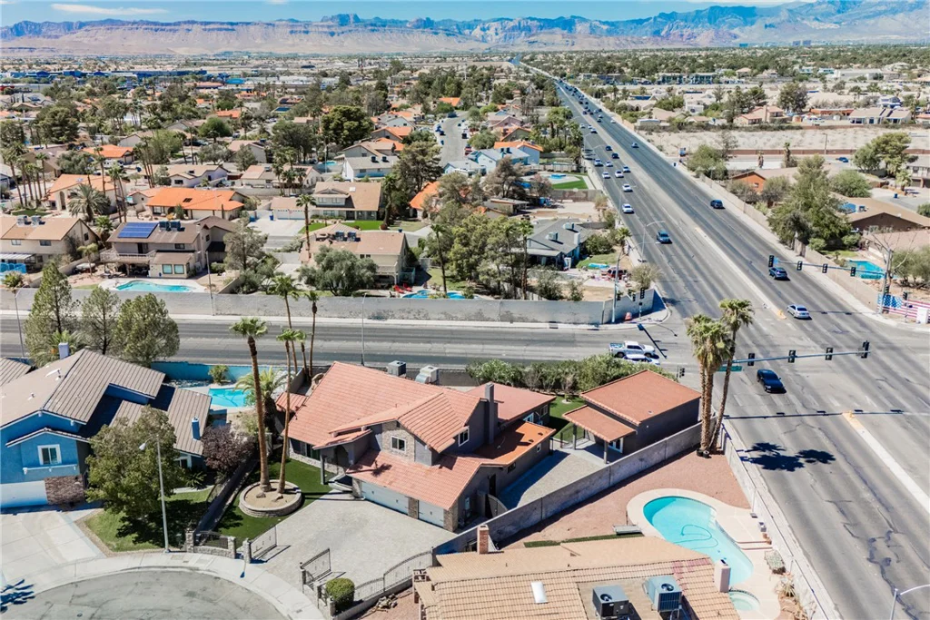 6480 Bristlecone, Las Vegas, NV 89146
