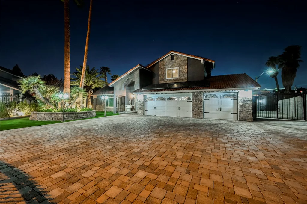 6480 Bristlecone, Las Vegas, NV 89146