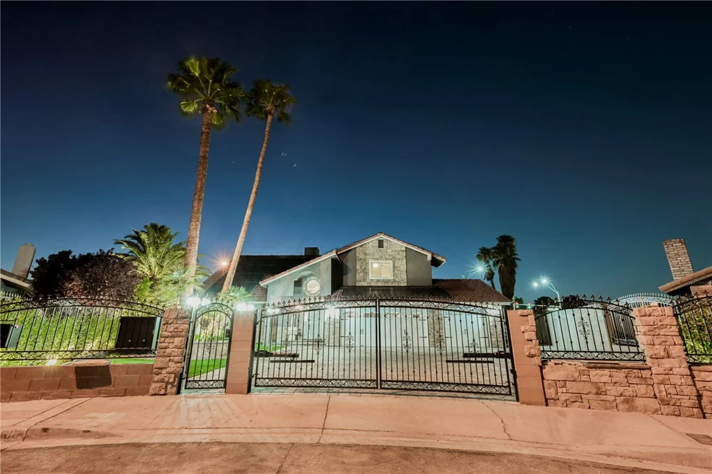 6480 Bristlecone, Las Vegas, NV 89146