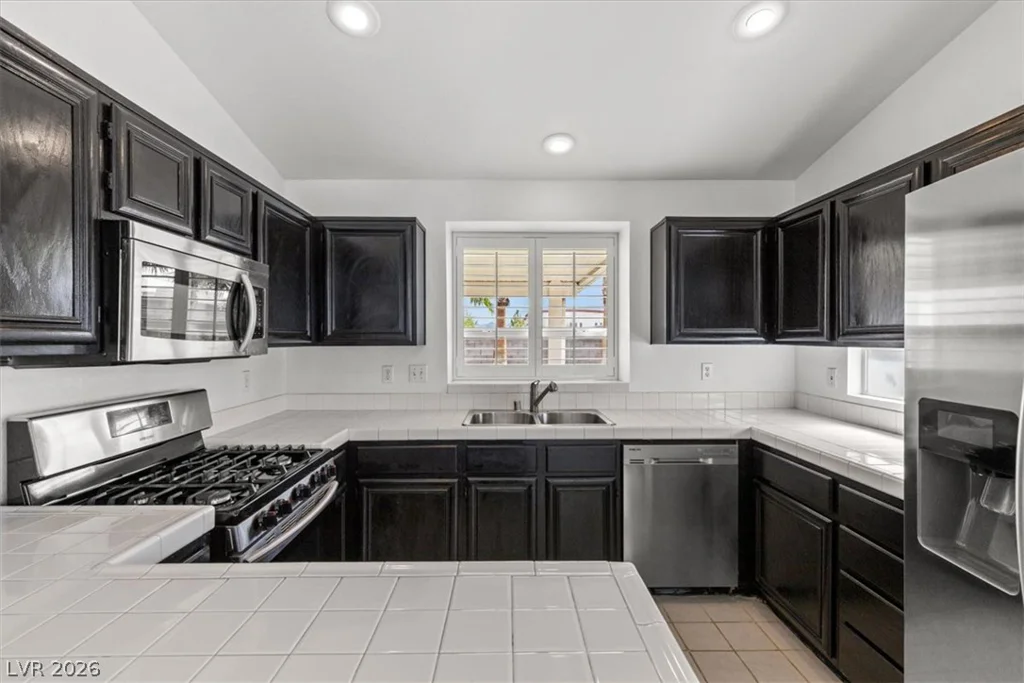814 Hamlet, Henderson, NV 89002