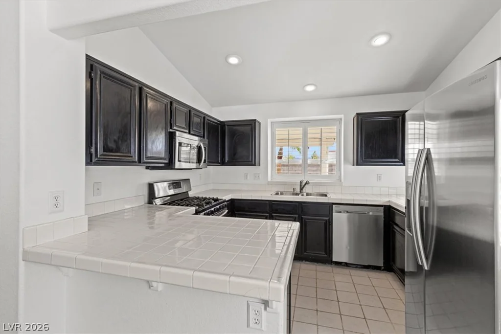 814 Hamlet, Henderson, NV 89002