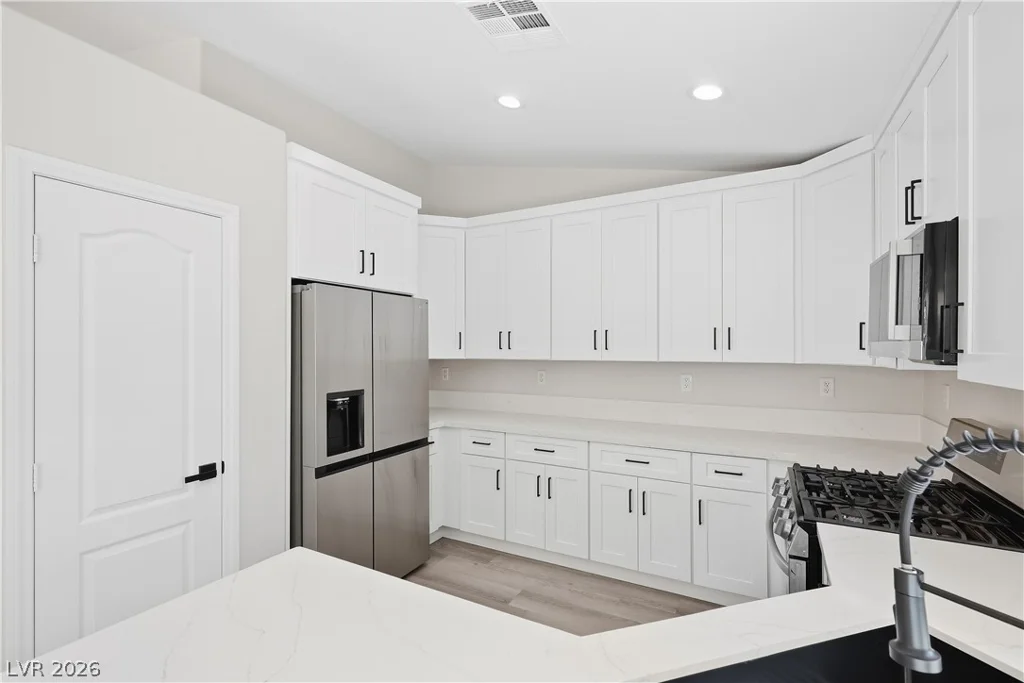 6983 Flowering Willow, Las Vegas, NV 89148