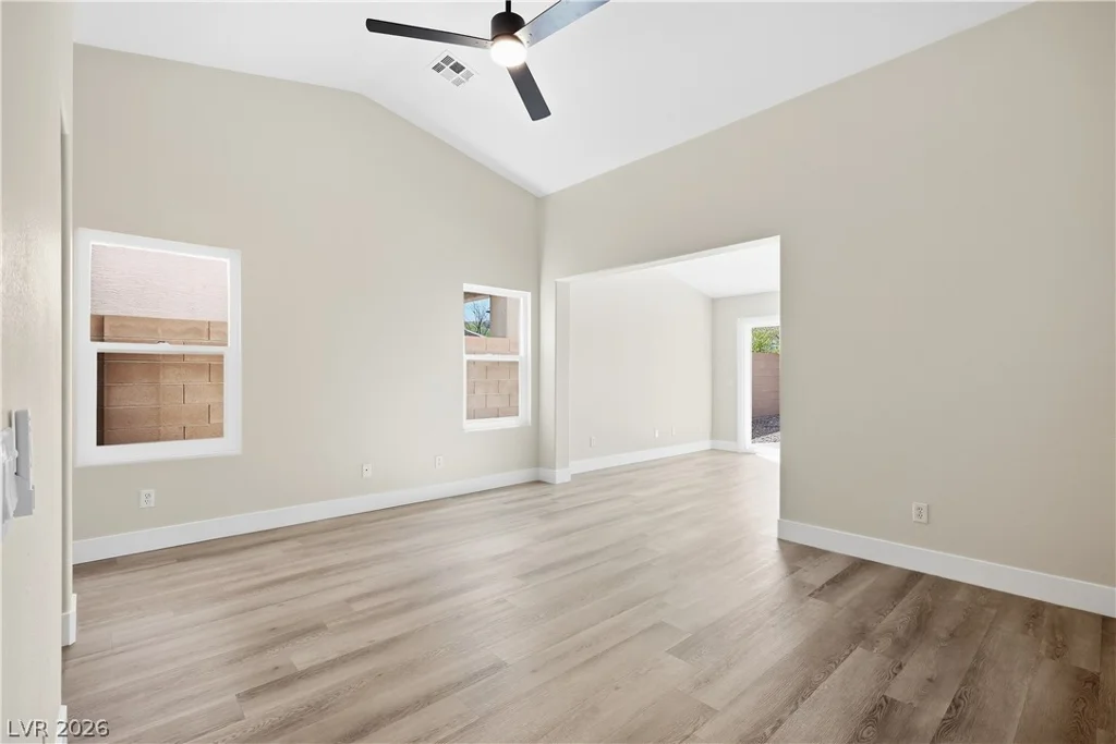 6983 Flowering Willow, Las Vegas, NV 89148