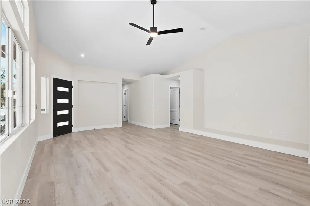 6983 Flowering Willow, Las Vegas, NV 89148
