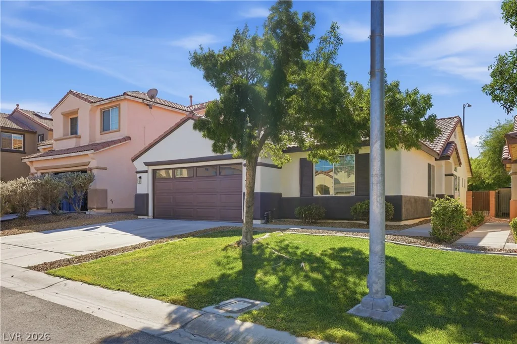 6983 Flowering Willow, Las Vegas, NV 89148