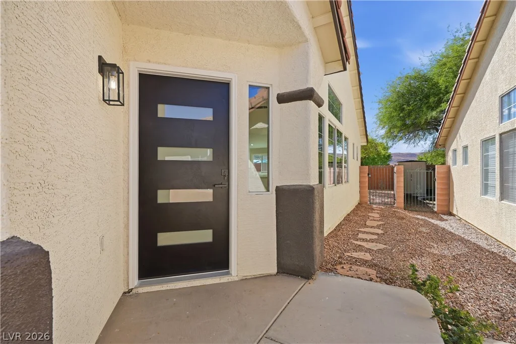 6983 Flowering Willow, Las Vegas, NV 89148