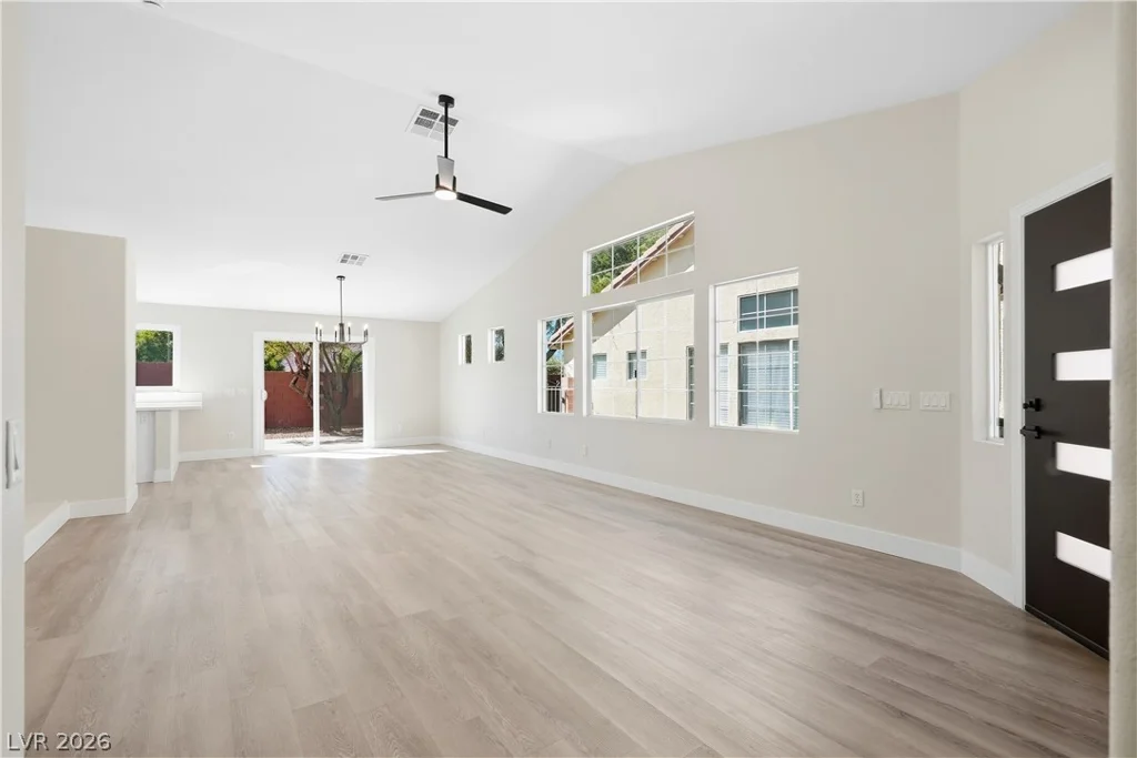 6983 Flowering Willow, Las Vegas, NV 89148