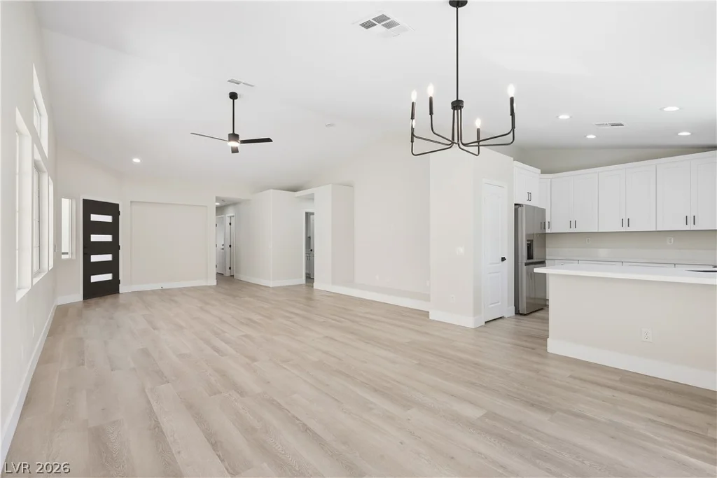 6983 Flowering Willow, Las Vegas, NV 89148