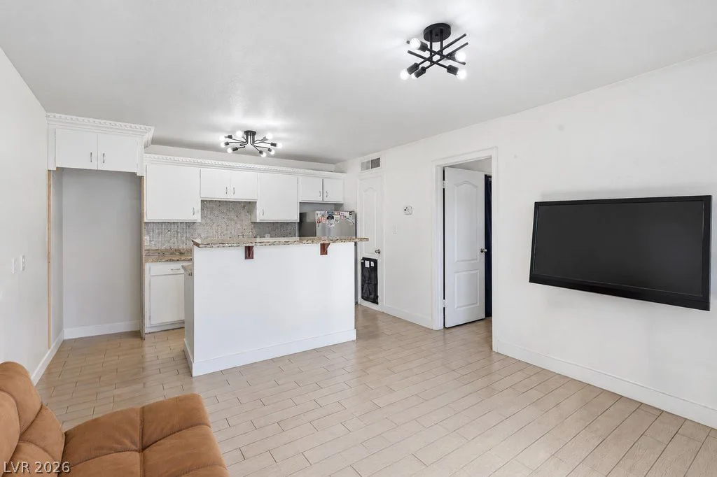 3726 Hazelwood, Las Vegas, NV 89119