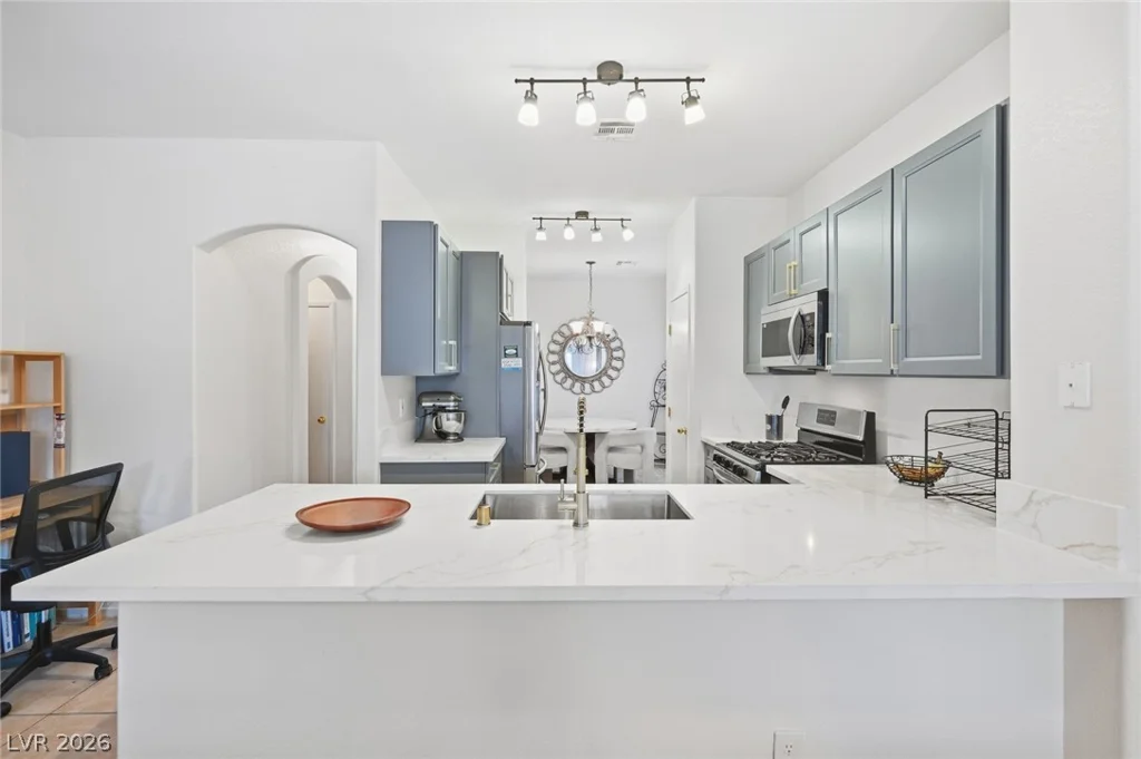 2586 Velez Valley, Henderson, NV 89002