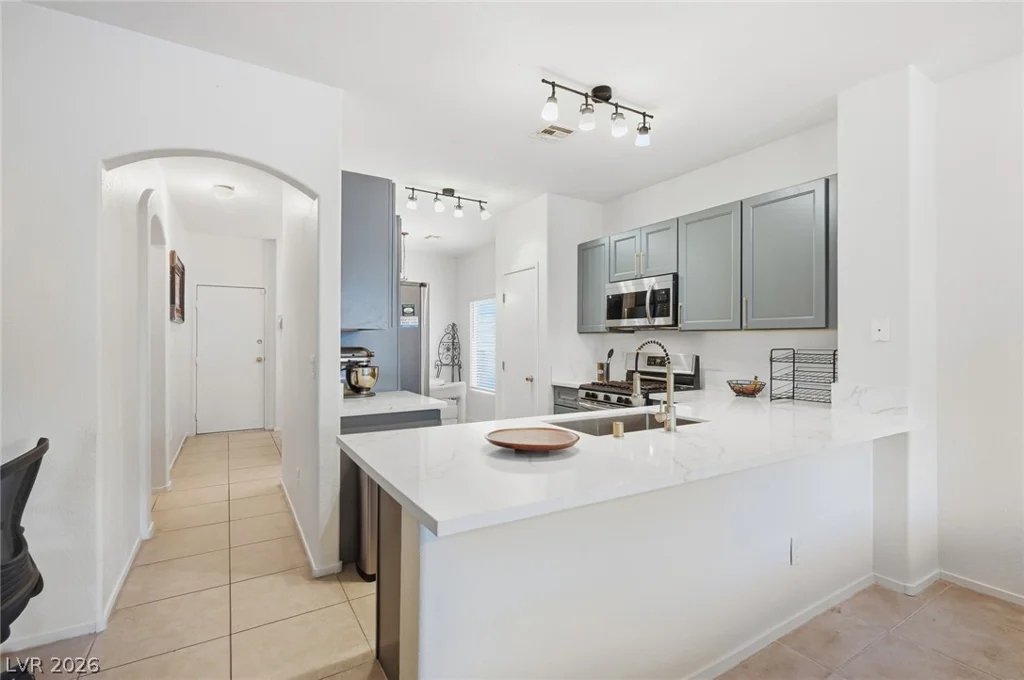 2586 Velez Valley, Henderson, NV 89002
