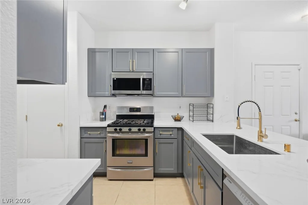 2586 Velez Valley, Henderson, NV 89002