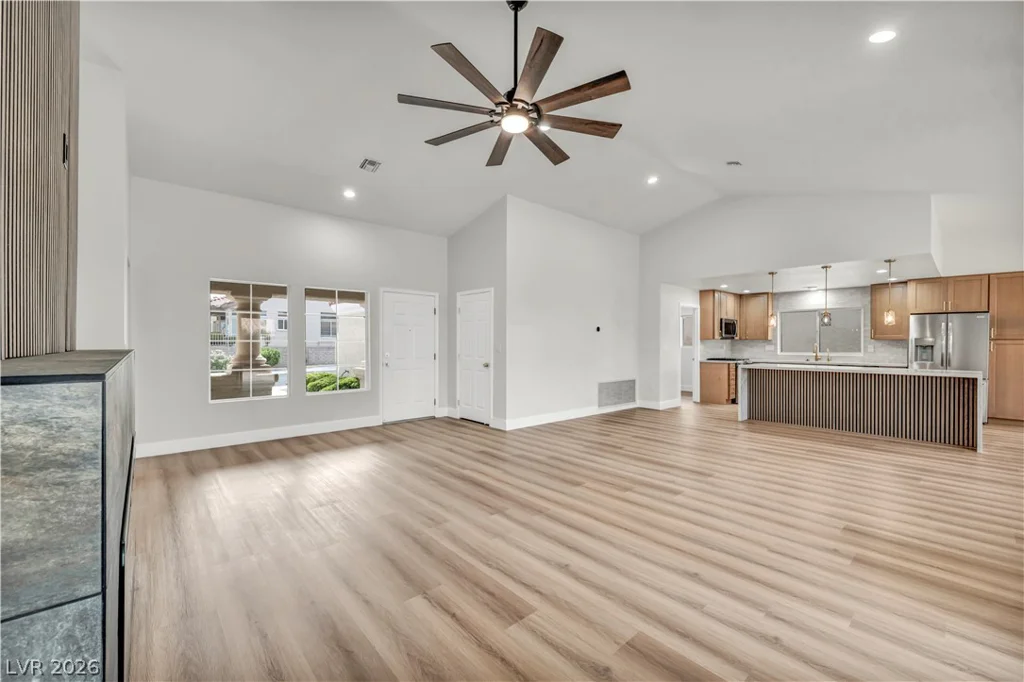 9912 Rosamond, Las Vegas, NV 89134
